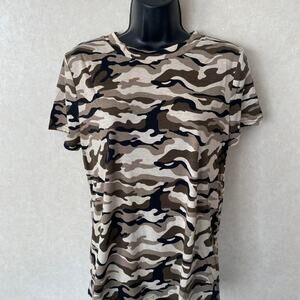 Dance & Marvel Camouflage Open Back Shirt for Women‎ - Camouflage - Small